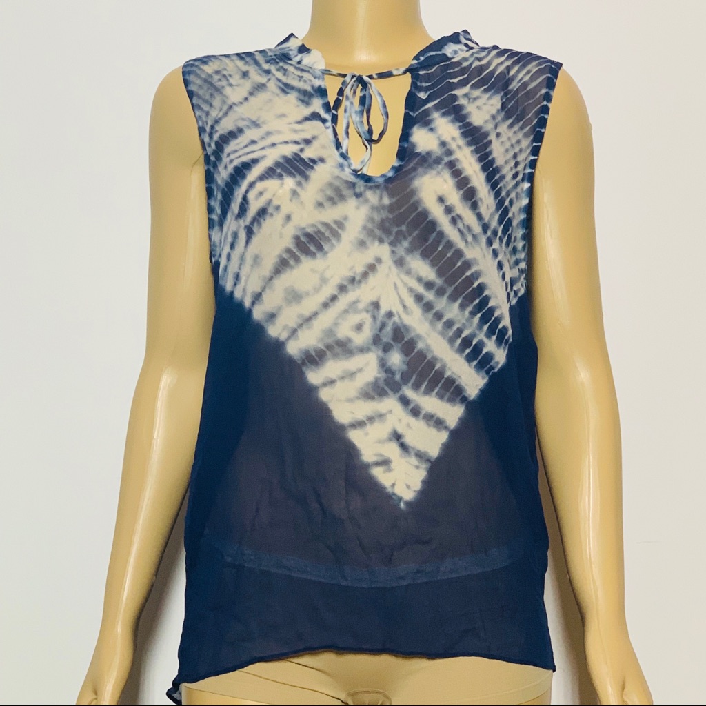 Boutique Cover Up In Blue Color